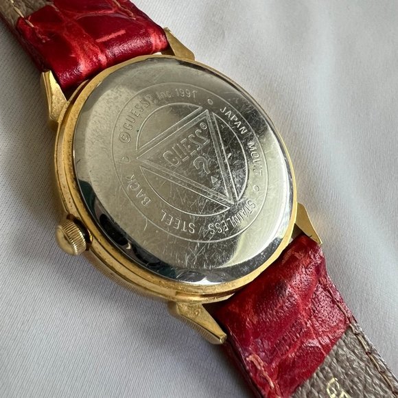 Vintage GUESS Red Leather Band Gold Tone Womens Fashion Watch main image 11